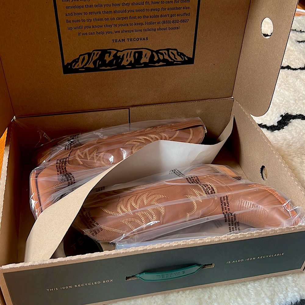 Tecovas, The Annie Boot Caramel Size 7